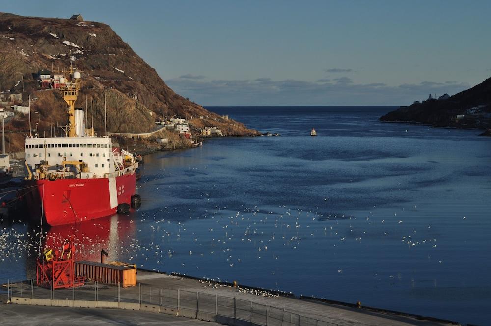 Doubletree By Hilton St. John'S Harbourview Hotel Exterior foto